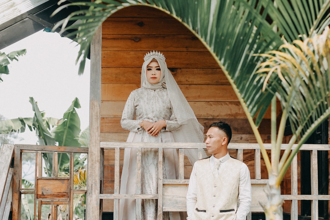 Photo civil wedding attire